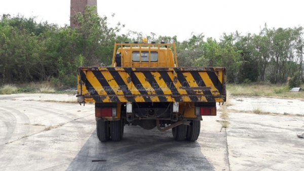 รถบรรทุก 6 ล้อ ISUZU   รถใช้งานได้ปกติ   เอกสารพร้อมโอน