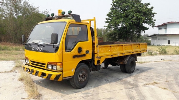 รถบรรทุก 6 ล้อ ISUZU   รถใช้งานได้ปกติ   เอกสารพร้อมโอน