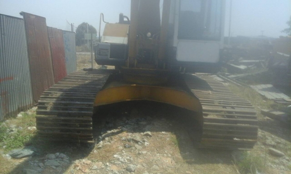 ขาย 3 คัน KOMATSU PC200-5 LONG BOOM