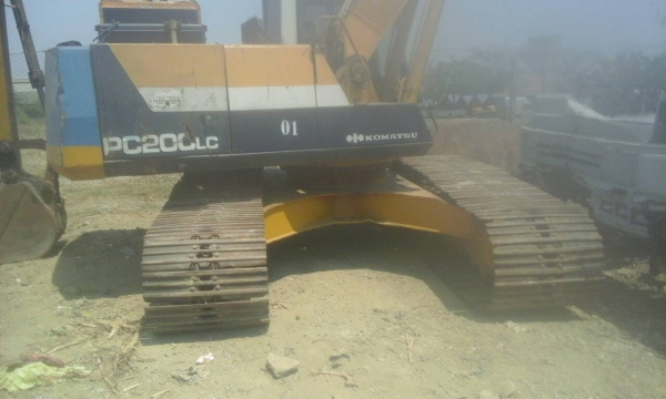 ขาย 3 คัน KOMATSU PC200-5 LONG BOOM