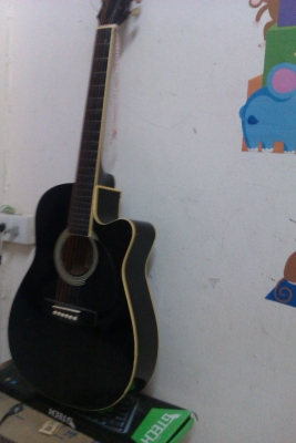 กีต้าร์ Dream สภาพดี เสียงดี