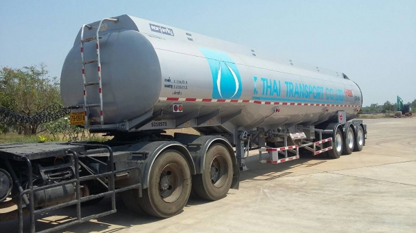 ห่างเทลเลอร์บรรทุกน้ำมัน RCK 3 เพลาแท้ ปี 53 ( 40,000 ลิตร )