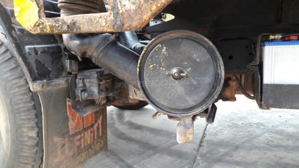 รถบรรทุก 6 ล้อ ISUZU รถใช้งานได้ปกติ ทะเบียนพร้อมโอน