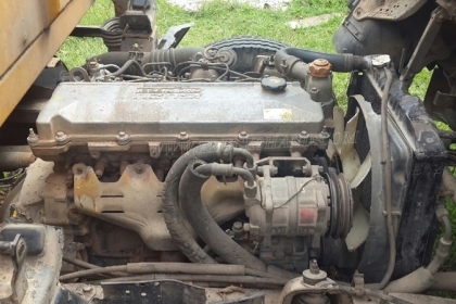 รถบรรทุก 6 ล้อ ISUZU รถใช้งานได้ปกติ ทะเบียนพร้อมโอน