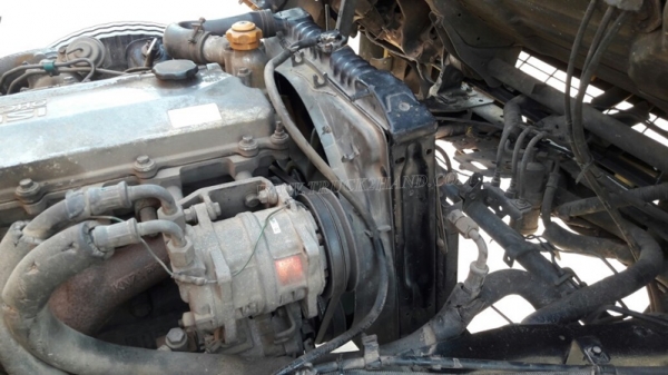 รถบรรทุก 6 ล้อ ISUZU รถใช้งานได้ปกติ ทะเบียนพร้อมโอน