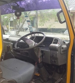 รถบรรทุก 6 ล้อ ISUZU รถใช้งานได้ปกติ ทะเบียนพร้อมโอน