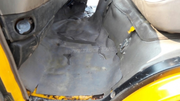 รถบรรทุก 6 ล้อ ISUZU รถใช้งานได้ปกติ ทะเบียนพร้อมโอน