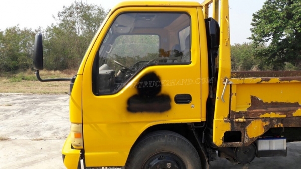 รถบรรทุก 6 ล้อ ISUZU รถใช้งานได้ปกติ ทะเบียนพร้อมโอน