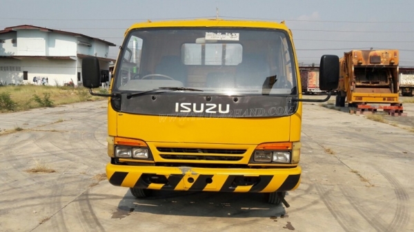 รถบรรทุก 6 ล้อ ISUZU รถใช้งานได้ปกติ ทะเบียนพร้อมโอน