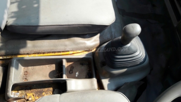 รถบรรทุก 6 ล้อ ISUZU รถใช้งานได้ปกติ ทะเบียนพร้อมโอน