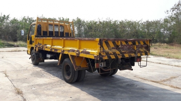 รถบรรทุก 6 ล้อ ISUZU รถใช้งานได้ปกติ ทะเบียนพร้อมโอน