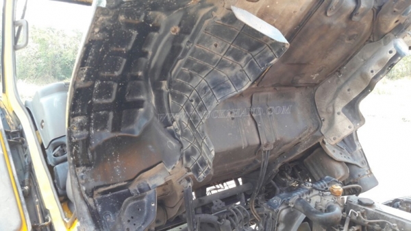 รถบรรทุก 6 ล้อ ISUZU รถใช้งานได้ปกติ ทะเบียนพร้อมโอน