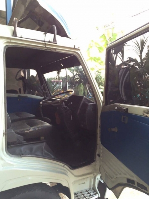 HINO FC2W ปี36 รถห้างแท้เครื่อง Wo6E 6 สูบ 165 แรง กะบะเหล็กยาว 5.30 ยาง 8.25/16 ขาย 395000 สนใจ 0890854790