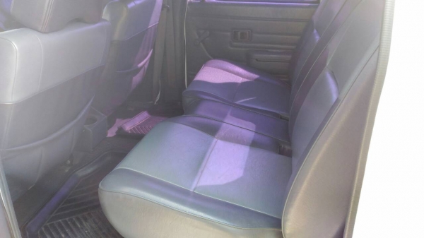 โตโยต้า ไทเกอร์4ประตู