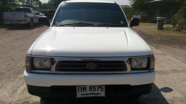 โตโยต้า ไทเกอร์4ประตู