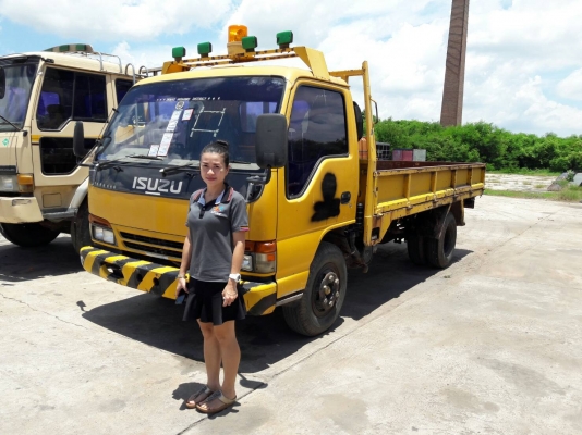 รถบรรทุก 6 ล้อ ISUZU รถใช้งานได้ปกติ ทะเบียนพร้อมโอน