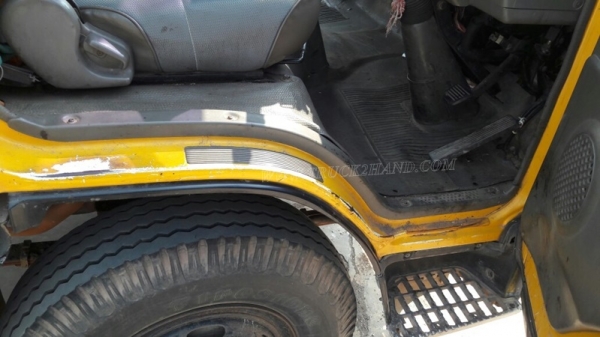 รถบรรทุก 6 ล้อ ISUZU รถใช้งานได้ปกติ ทะเบียนพร้อมโอน