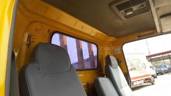 รถบรรทุก 6 ล้อ ISUZU รถใช้งานได้ปกติ ทะเบียนพร้อมโอน