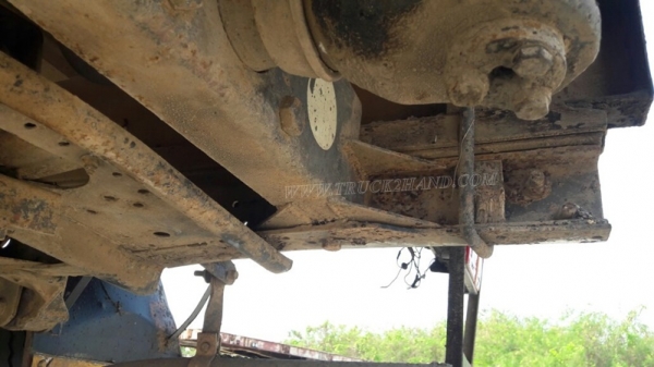 รถบรรทุก 6 ล้อ ISUZU รถใช้งานได้ปกติ ทะเบียนพร้อมโอน