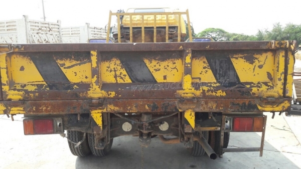 รถบรรทุก 6 ล้อ ISUZU รถใช้งานได้ปกติ ทะเบียนพร้อมโอน