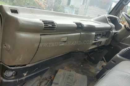 รถบรรทุก 6 ล้อ ISUZU รถใช้งานได้ปกติ ทะเบียนพร้อมโอน