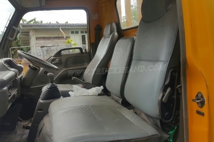 รถบรรทุก 6 ล้อ ISUZU รถใช้งานได้ปกติ ทะเบียนพร้อมโอน