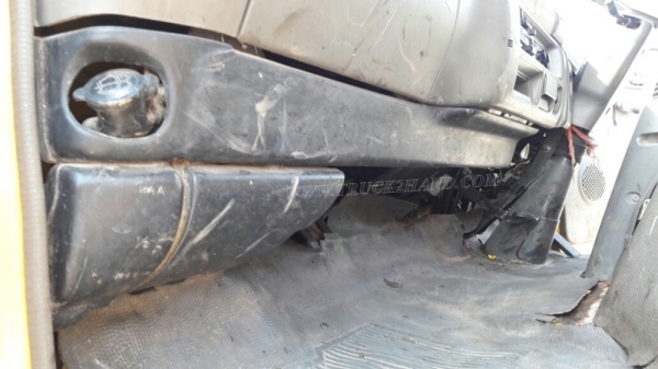 รถบรรทุก 6 ล้อ ISUZU รถใช้งานได้ปกติ ทะเบียนพร้อมโอน