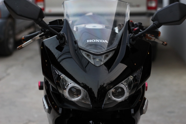 <เอิร์ท พิดโลก> ขาย CBR500r ปี2013 แต่งสวยท่อสูตร เกียรโยง ราคาแบ่งใช้