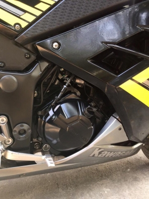 KAWASAKI NINJA300 ABS ปี2015โฉมปัจจุบันสภาพดี วิ่งน้อย ราคา 127000