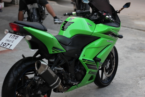 <เอิร์ท พิดโลก> ขาย Ninja250 ปี12 สภาพสวยยางเต็มๆ