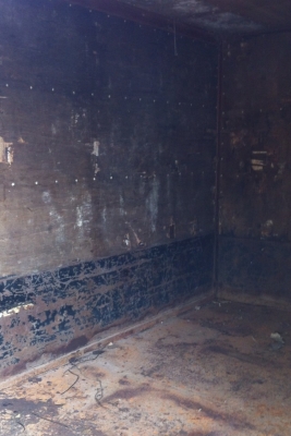 ขายตู้แห้งตามสภาพ สูง1.70 กว้าง 1.65 ยาว2.40 เมตร