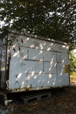 ขายตู้แห้งตามสภาพ สูง1.70 กว้าง 1.65 ยาว2.40 เมตร