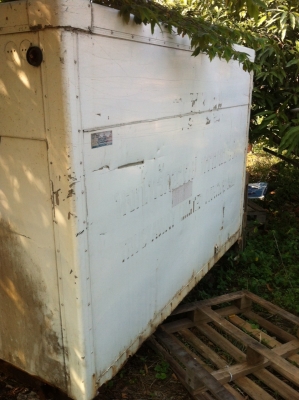 ขายตู้แห้งตามสภาพ สูง1.70 กว้าง 1.65 ยาว2.40 เมตร