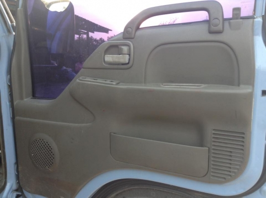 ขายอีซูสวยหรูขับดีมือเดียวป้ายแดง บ้านจริงป้ายเล็กไม่ติดเวลา