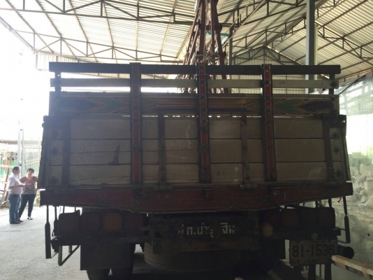 ขาย 10 ล้อ 1 เพลา อีซูซุ เดก้า ช่วงยาวพิเศษ 195 แรง ปี40  สนใจติดต่อ 081-9420141  ,  081-5715326