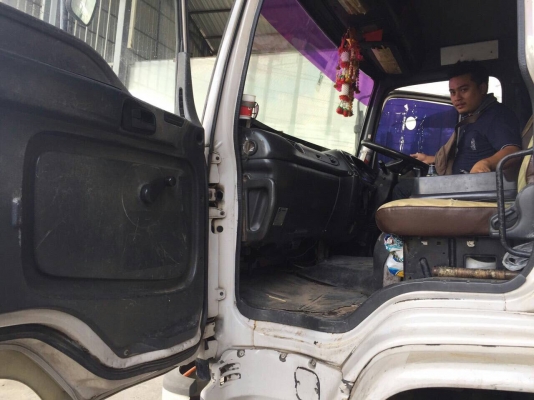 ขาย 10 ล้อ 1 เพลา อีซูซุ เดก้า ช่วงยาวพิเศษ 195 แรง ปี40  สนใจติดต่อ 081-9420141  ,  081-5715326