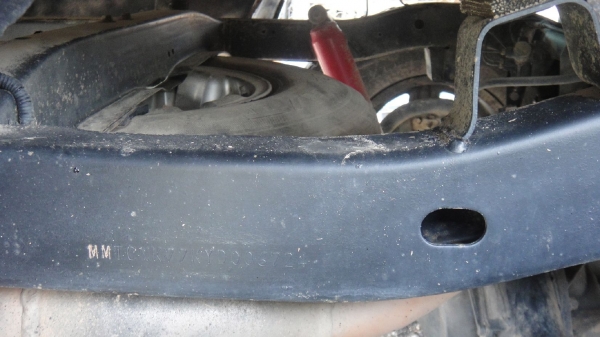 MITSUBISHI L200 STRADA 2.8 MEGACAB 4WD ปี2000 เครื่องดี2.8 ขับดี เกืยปกติ Tel 0862691888 หรือ 0864747394 คานหน้าเดิมไล้ขวามานิด สีบาง คัชชีสวย 165000฿