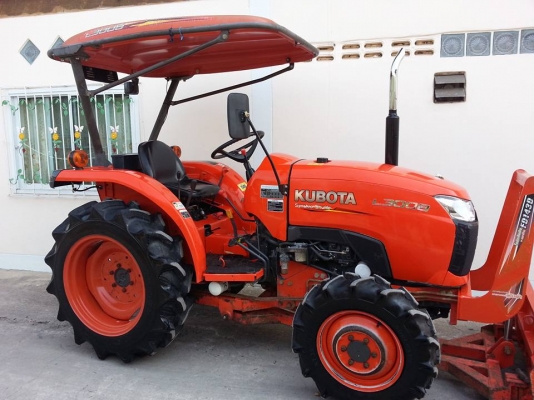 รถเกรด A..คูโบต้า L3008 4 WD