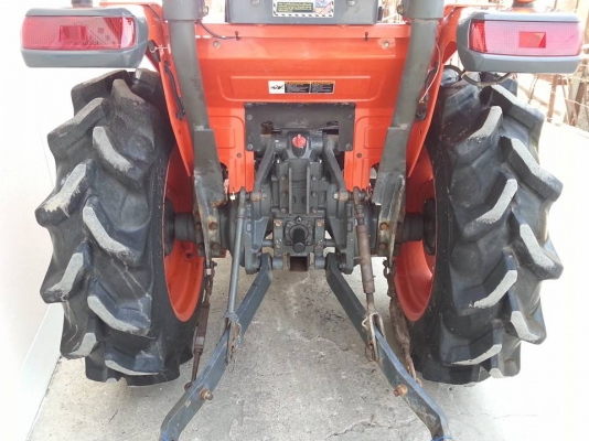 รถเกรด A..คูโบต้า L3008 4 WD