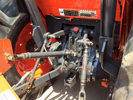 ขายรถไถ Kubota L4708(4WD) พร้อมใบมีดและผานบุกเบิก รถไร่ สวยๆ พร้อมใช้งาน