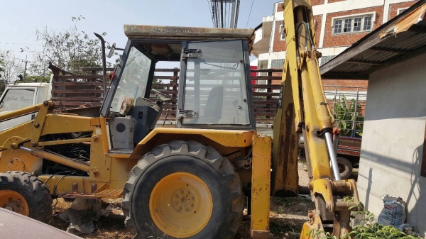 ขาย รถตักหน้าขุดหลัง JCB CX3 เพลาเดียว รถใช้งานอยู่เป็นประจำ เครื่องดี ปั้มดี เอกสารใบซื้อขาย ขาย รถตักหน้าขุดหลัง JCB CX3 เพลาเดียว รถใช้งานอยู่เป็นประจำ เครื่องดี ปั้มดี เอกสารใบซื้อขาย