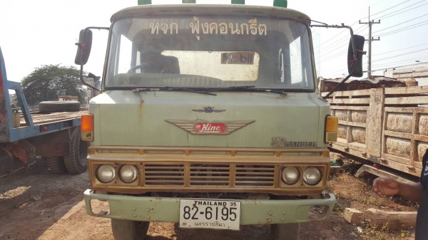 ขาย รถโม่ปูน 2.7 คิว 6 ล้อ HINO เครื่อง EH700 168 แรงม้า คัสซีสวยตลอดเส้น พวงมาลัยพาวเวอร์ ทะเบียนพร้อมโอน ขาย รถโม่ปูน 2.7 คิว 6 ล้อ HINO เครื่อง EH700 168 แรงม้า คัสซีสวยตลอดเส้น พวงมาลัยพาวเวอร์ ทะเบียนพร้อมโอน