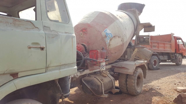 ขาย รถโม่ปูน 2.7 คิว 6 ล้อ HINO เครื่อง EH700 168 แรงม้า คัสซีสวยตลอดเส้น พวงมาลัยพาวเวอร์ ทะเบียนพร้อมโอน ขาย รถโม่ปูน 2.7 คิว 6 ล้อ HINO เครื่อง EH700 168 แรงม้า คัสซีสวยตลอดเส้น พวงมาลัยพาวเวอร์ ทะเบียนพร้อมโอน