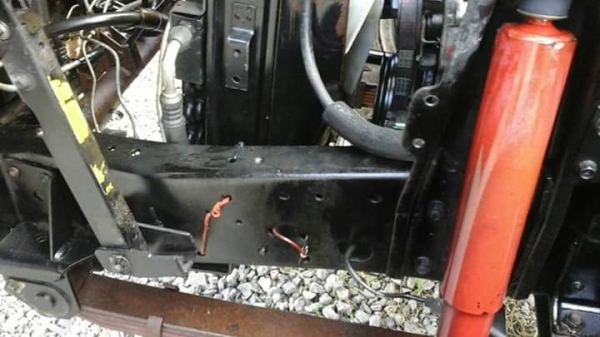 ขาย6ล้อบรรทุก isuzu NKR58LU5 M 110แรงม้า รถห้างแท้