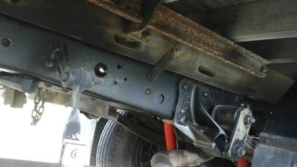 ขาย6ล้อบรรทุก isuzu NKR58LU5 M 110แรงม้า รถห้างแท้