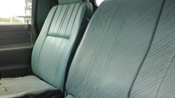 ขาย6ล้อบรรทุก isuzu NKR58LU5 M 110แรงม้า รถห้างแท้