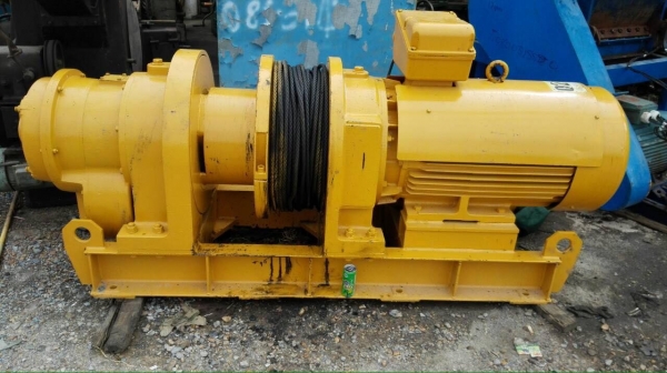 ** ลดแรงๆ!! ** กว้านสริงเก่าญี่ปุ่น 40 ตัน TOSHIBA JAPAN ไฟ 380V. ลากเรือ ยกตู้คอนเทรนเนอร์ สวยสดนอกดึงนิ่มพร้อมใช้งาน!!