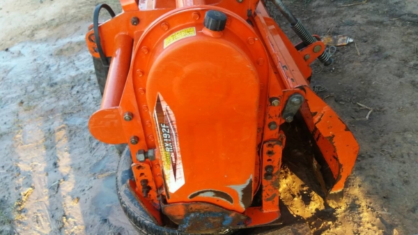 32000บาทงดต่อรอง นางฟ้ามาแล้วครับโรตารี่จอบหมุนRx192Fตราช้าง พร้อมใช้ สวยกิ๊บเลยครับ