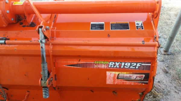 32000บาทงดต่อรอง นางฟ้ามาแล้วครับโรตารี่จอบหมุนRx192Fตราช้าง พร้อมใช้ สวยกิ๊บเลยครับ