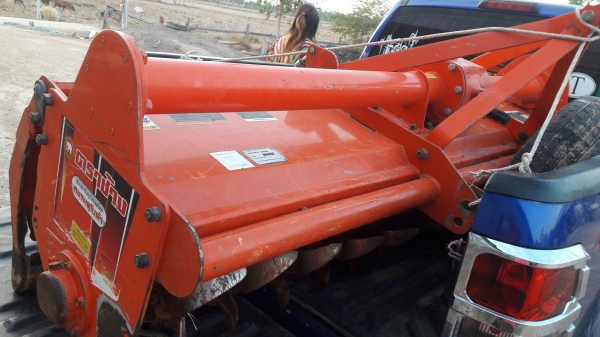 32000บาทงดต่อรอง นางฟ้ามาแล้วครับโรตารี่จอบหมุนRx192Fตราช้าง พร้อมใช้ สวยกิ๊บเลยครับ